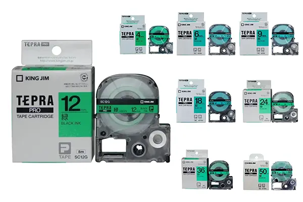 Cuộn băng in nhãn King Jim Tepra Pro SC-Series chữ đen nền xanh lá ứng dụng trong quản lý an toàn